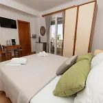 شقة Nina, ماكارسكا