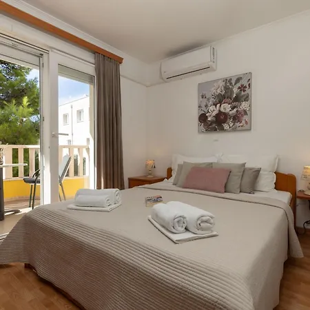 Apartment Nina,